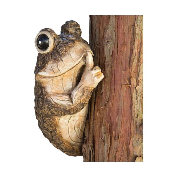 Brown Tree Frog Tree Peeker for Your Yard or Garden Decoration