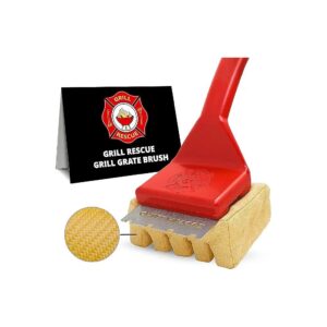 Compact and Versatile Grill Brush and Scraper for Easy Cleaning of Grill Grates