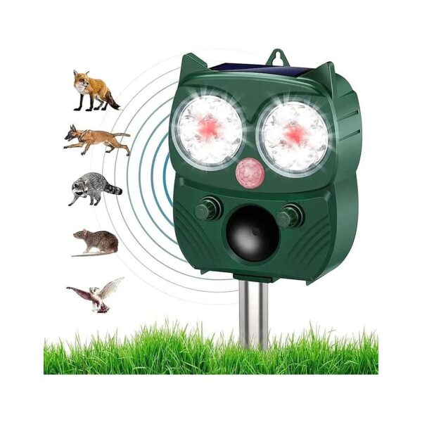 High Powered LED Flashing Light Solar Animal Repellent for Determing Cats and Dogs