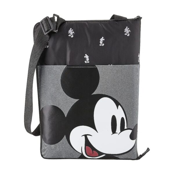 Mickey Mouse Patterned Blanket for Outdoor Adventures