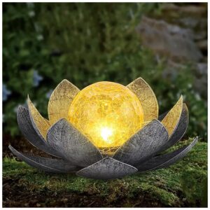 Outdoor Solar Powered LED Light with Lotus Flower Pattern and Metal Construction