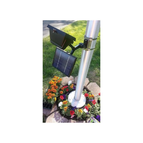 Solar Powered Flagpole Light for Commercial Use with Adjustable Light Intensity