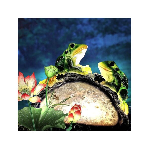 Water Resistant Solar Frog Statue for Garden Patio Lawn Decor