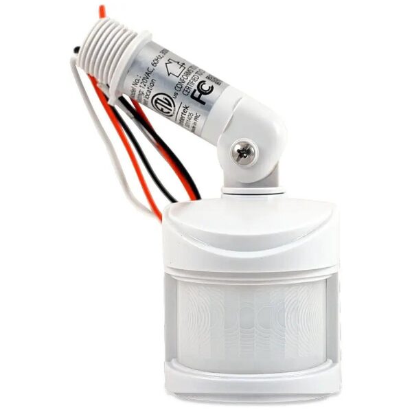 Z-Wave Plus Floodlight Sensor for Multi-Room Automation and Control